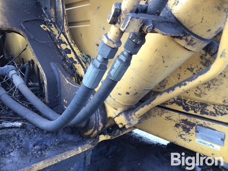 1998-john-deere-230-image-11