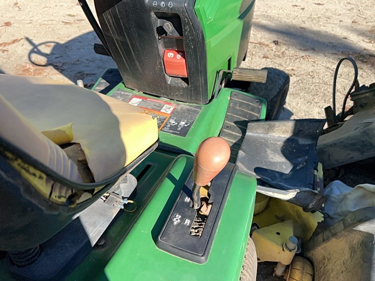 john-deere-173-mower-with-bagger-attachments;-located-at-7241-roxbury-rd,-charles-city,-va,-please-call-804.837.9940-or-804.651.4404-with-questions-image-7