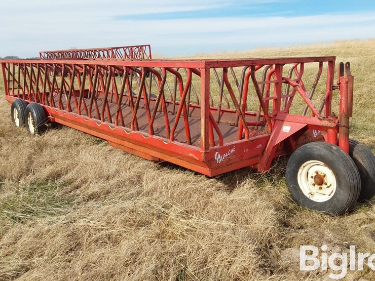 apache-wfw24a2-24'-feeder-wagon-image-3