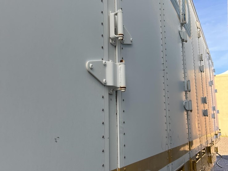 1999-kentucky-trailer-image-38