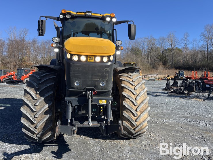 2022-jcb-8330-fastrac-4wd-tractor-image-2