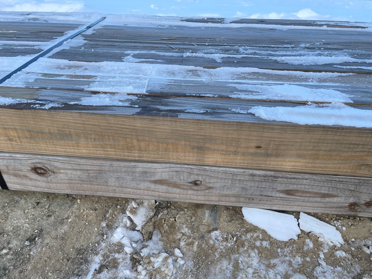 #3789-•-bundle-of-laminated-wood-beams-image-25