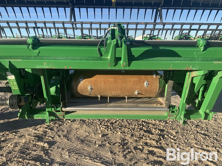 2021-john-deere-735d-image-18