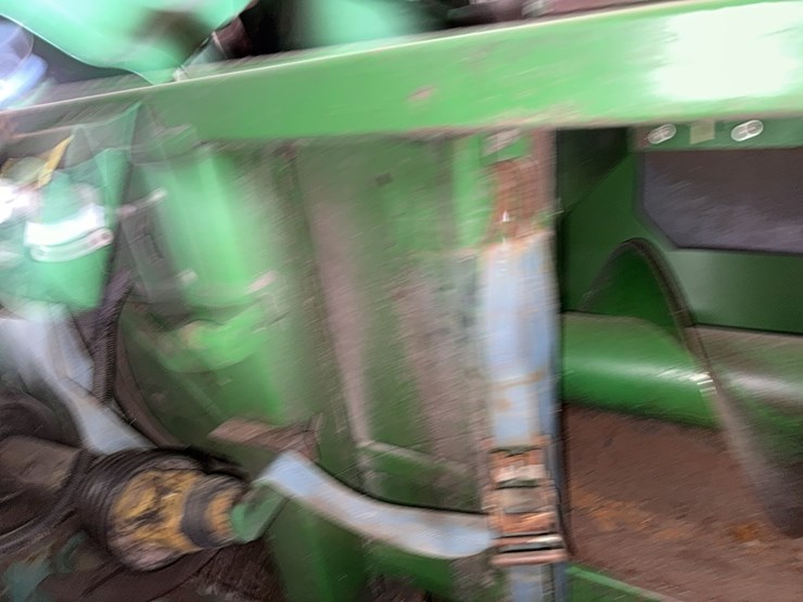 john-deere-693-image-35