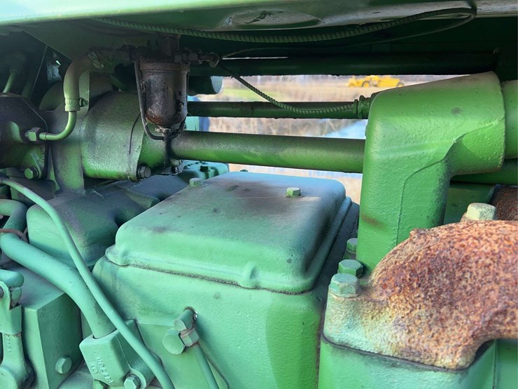 1957-john-deere-720-image-35
