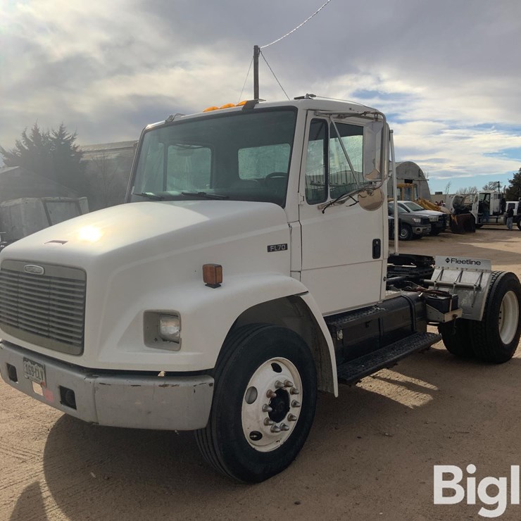 1998 FREIGHTLINER FL70
