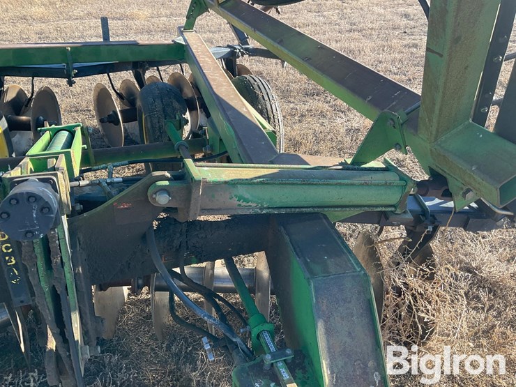 john-deere-630-image-14