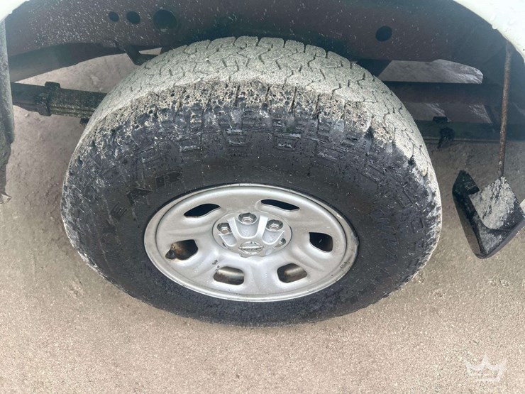 2016-nissan-frontier-image-22