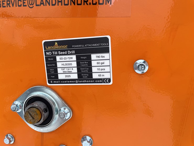 caterpillar-12-image-9