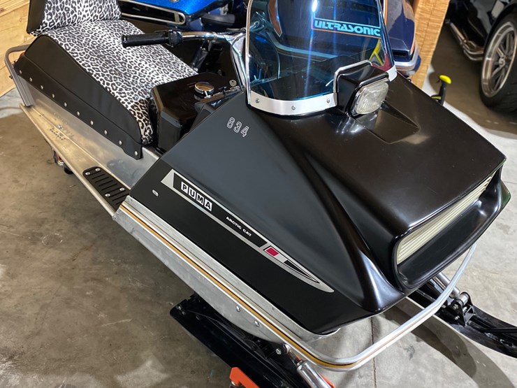 #3800-•-1970-arctic-cat-puma-634-replica-snowmobile-image-4