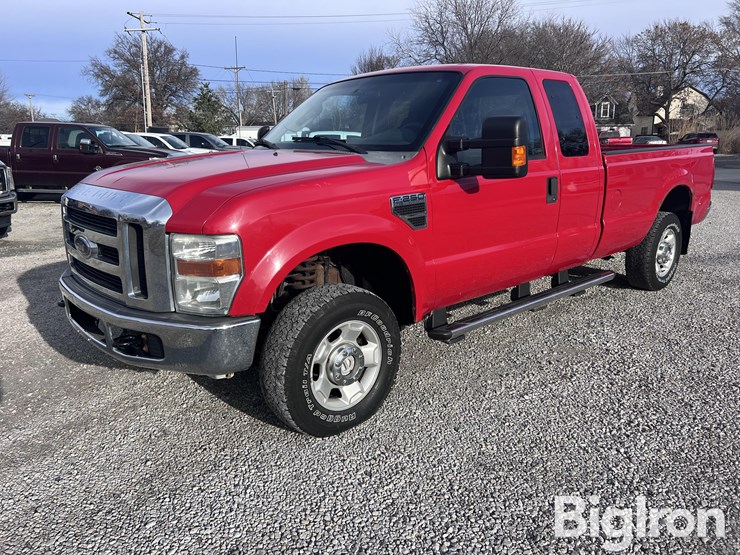 2010-ford-f250-xlt-image-1