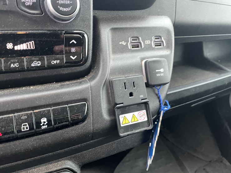 2022-dodge-1500-image-58