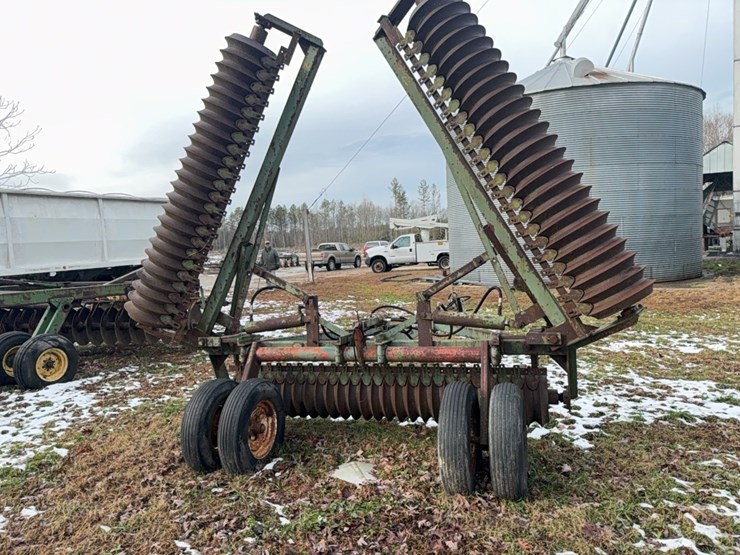 24-ft-folding-3-section-cultipacker-pull,-brillion;-located-at-7241-roxbury-rd,-charles-city,-va,-please-call-804.651.4404-with-questions-image-28