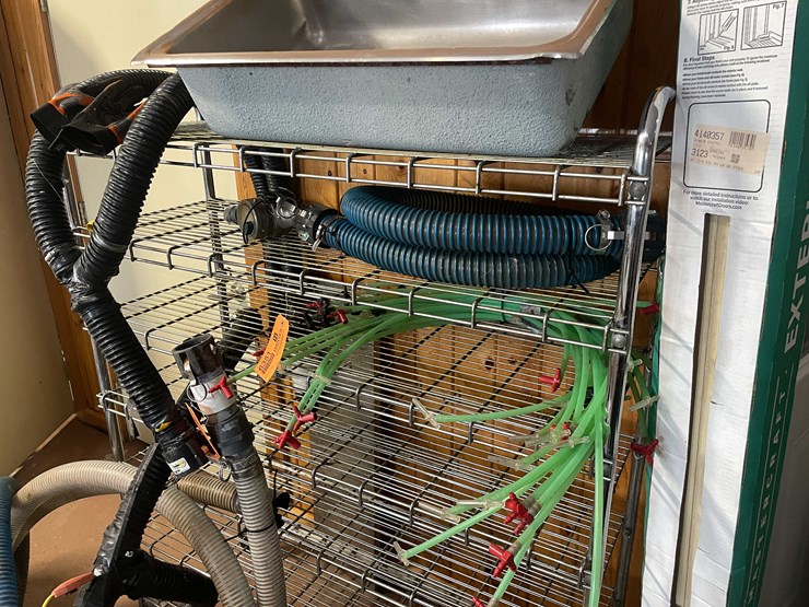 #6351-•-metal-rack-image-4