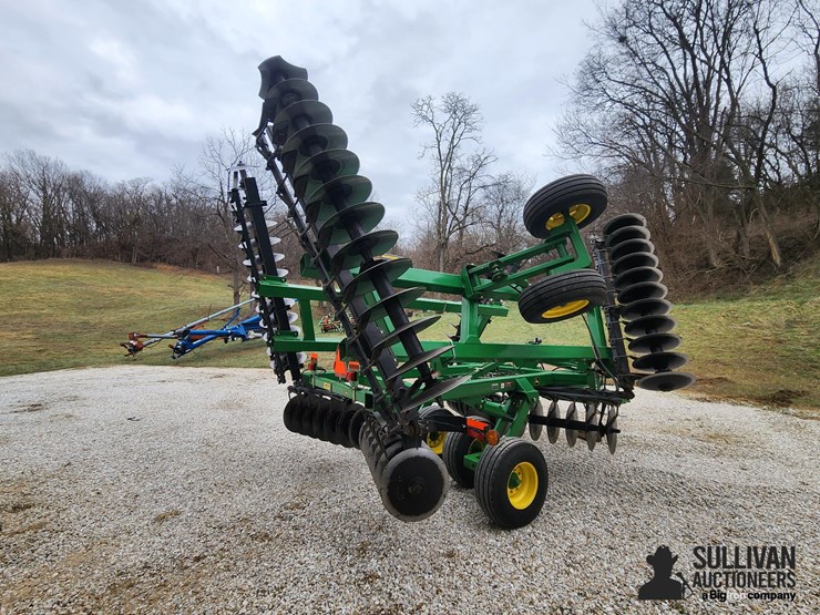 2011-john-deere-637-image-5