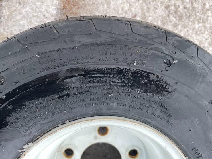 #3802-•-10'-aluminum-triton-snowmobile-trailer-(no-title)-image-28