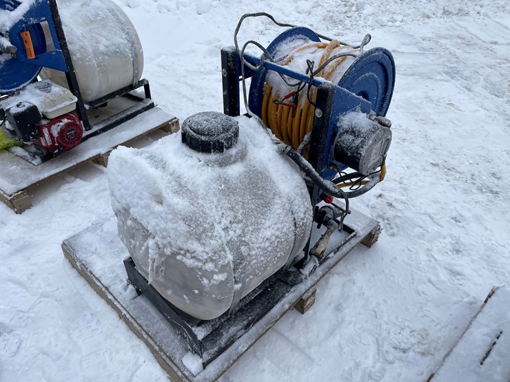 #3831-•-used-pressure-washer-unit-image-4