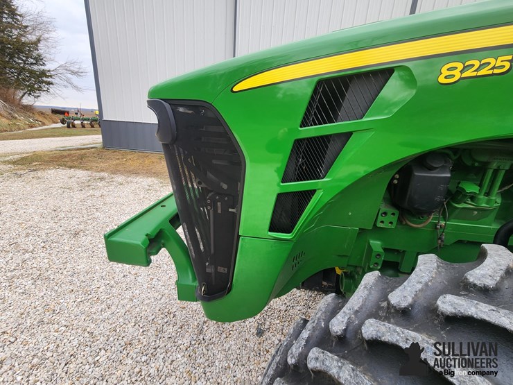 2010-john-deere-8225r-image-19