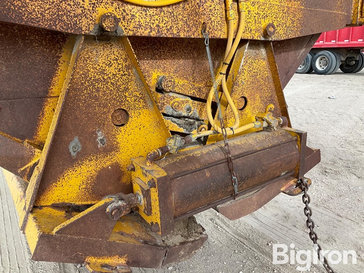 1980-ranch-t/a-belly-dump-trailer-image-18