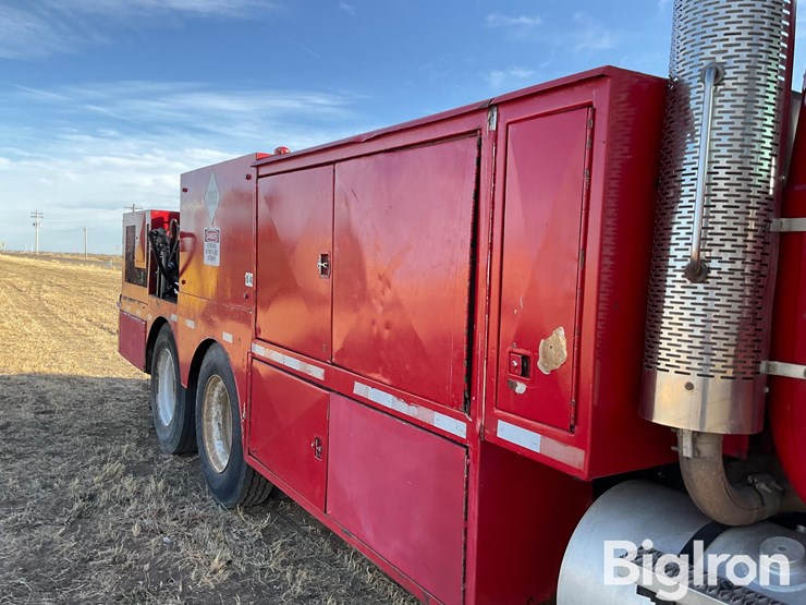 1981-mack-rl600-image-14