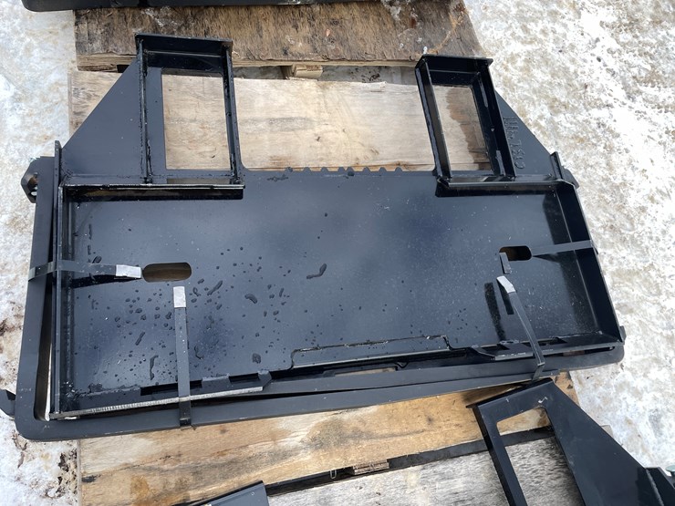 #2045-•-new-kc-skid-steer-fork-frame-with-forks-image-4