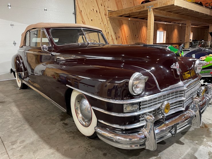 #3812-•-1948-chrysler-new-yorker-convertible-(has-wi-title)-image-3