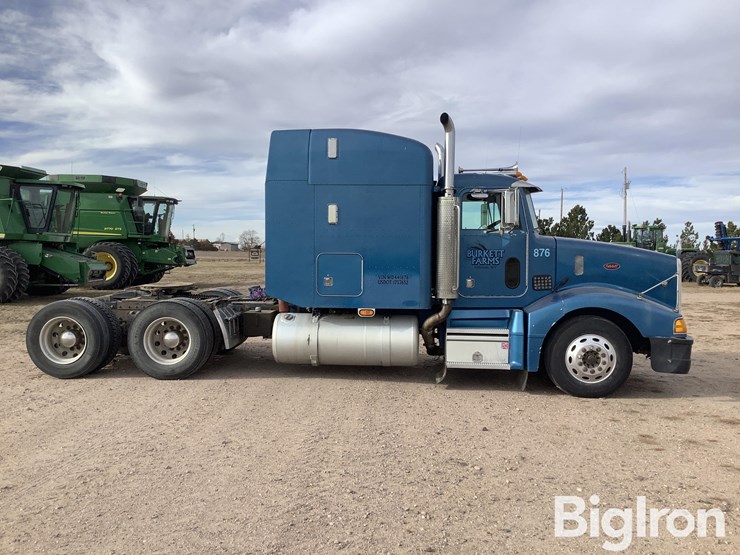 1998-peterbilt-377-image-2