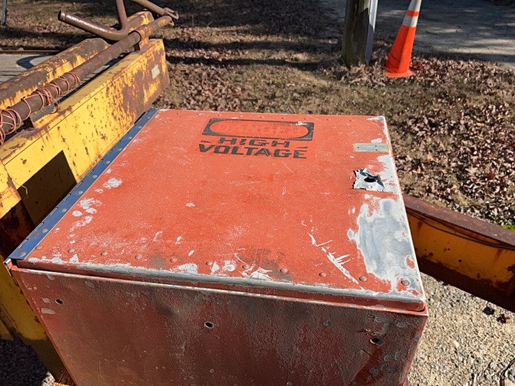 intl-trailer,-6-wheel,-18-ft-flat-with-4-ft-ramps;-located-at-7241-roxbury-rd,-charles-city,-va,--please-call-804.837.9940-or-804.651.4404-with-questions-image-4