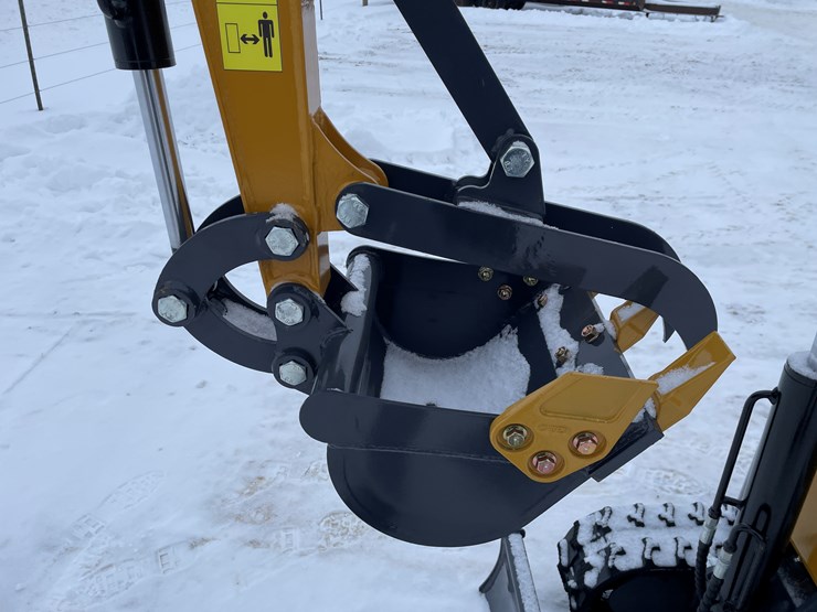 #206-•-new-ats-mini-excavator-image-19