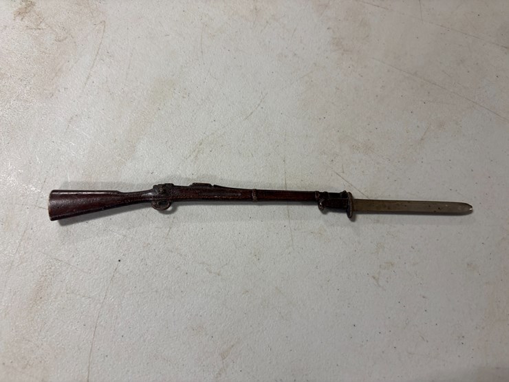 #3000-•-(3)-replica-metal-bayonet-guns-image-5