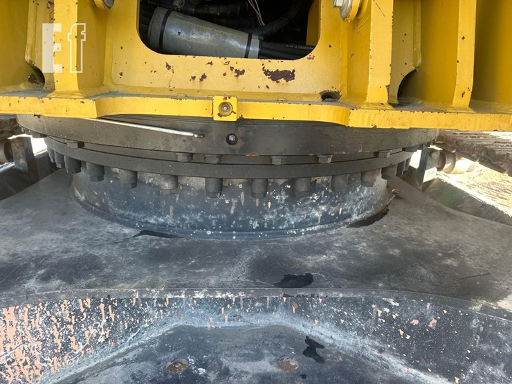 2020-caterpillar-325flcr-image-21