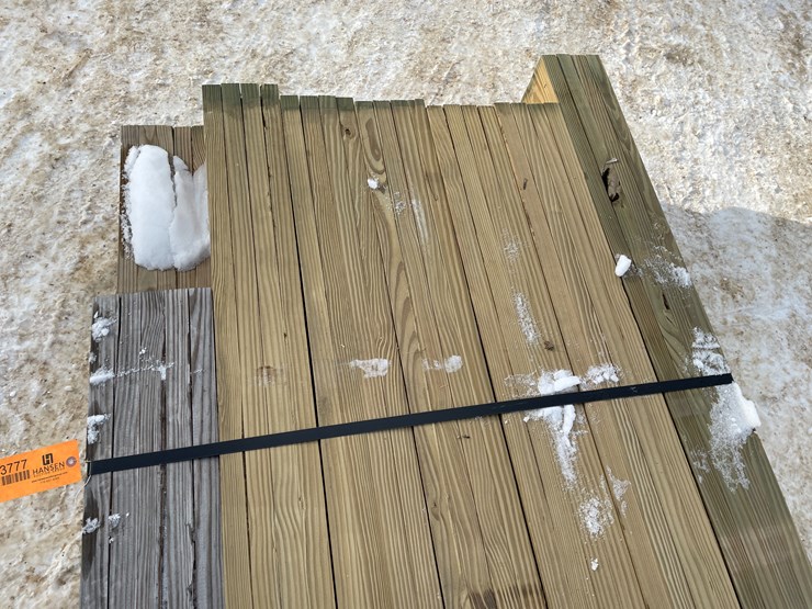 #3777-•-bundle-of-laminated-wood-beams-image-16