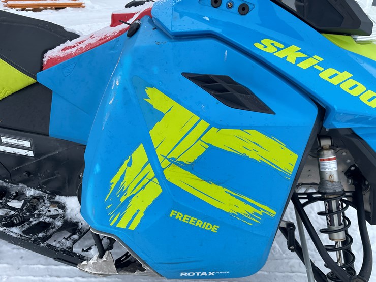 #500-•-2015-ski-doo-free-ride-800-snowmobile-(no-reg-card,-bill-of-sale-only)-image-21