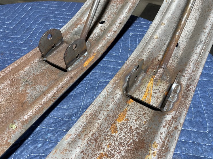 #3869-•-pair-of-1973-polaris-starfire-ski's-image-4