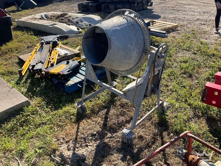 concrete-mixer-image-4