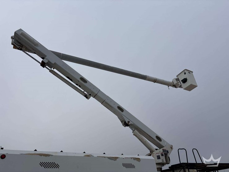 2007-international-durastar-4300-image-10