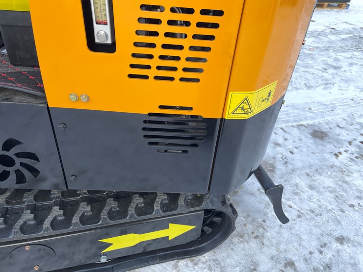 #203-•-miva-va13-mini-excavator-image-22