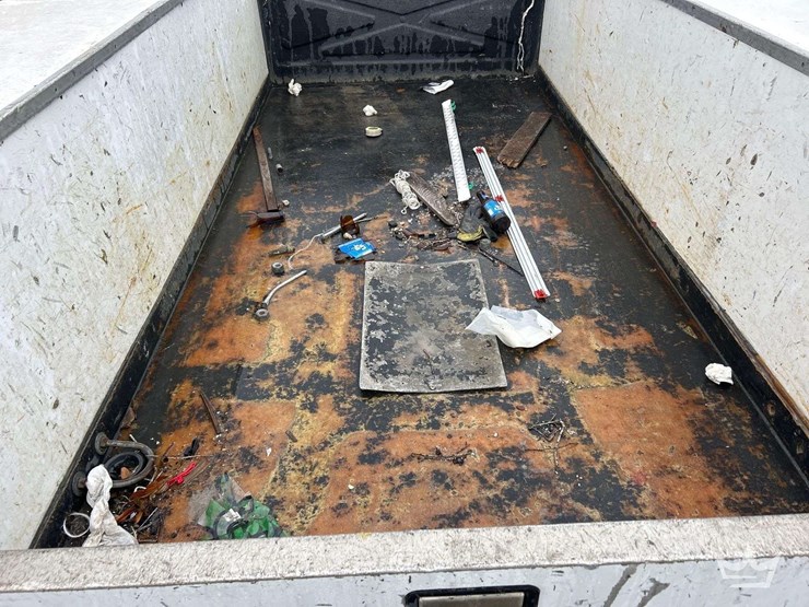 service-truck-body-image-11