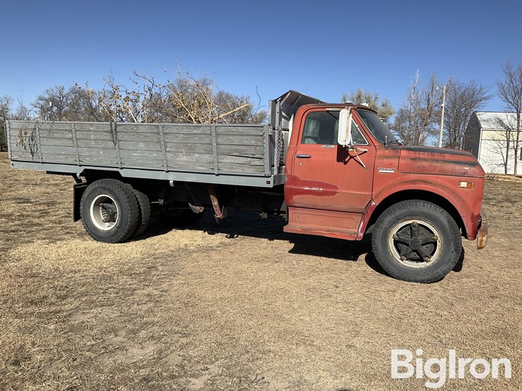 1970-gmc-5500-image-2