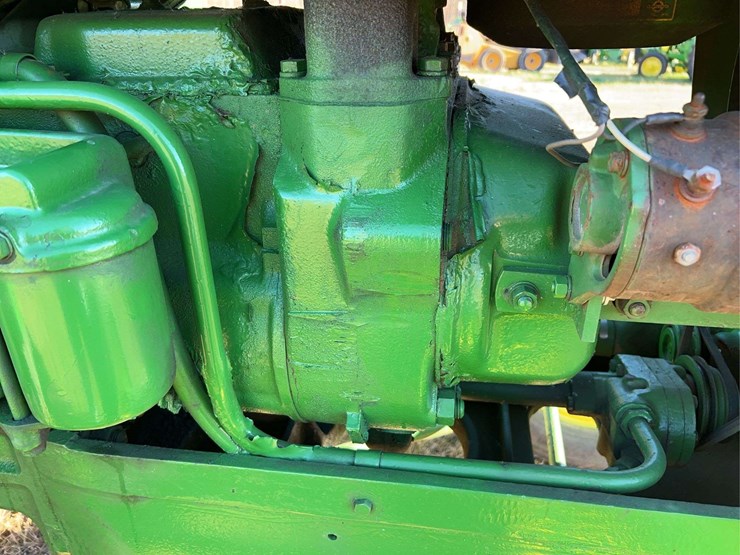 john-deere-830-image-29