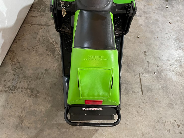 2002-caterpillar-120-image-12