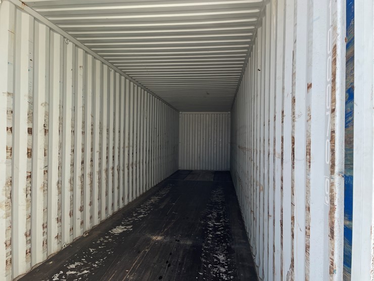 #104-•-40'-high-cube-shipping-container-image-8