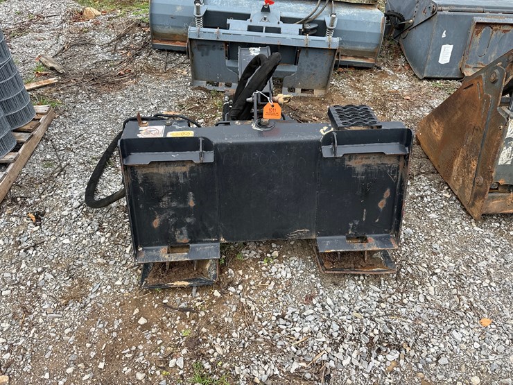 #1011-•-cat-sg16b-stump-grinder-image-2