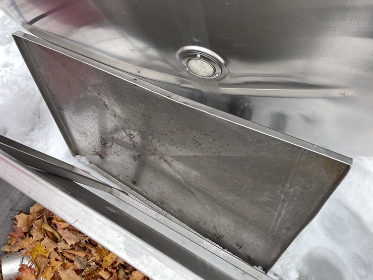 #3524-•-stainless-steel-tank-image-12