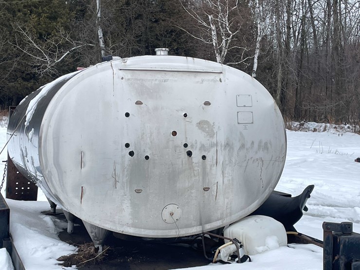 #3518-•-delaval-bulk-tank-image-6