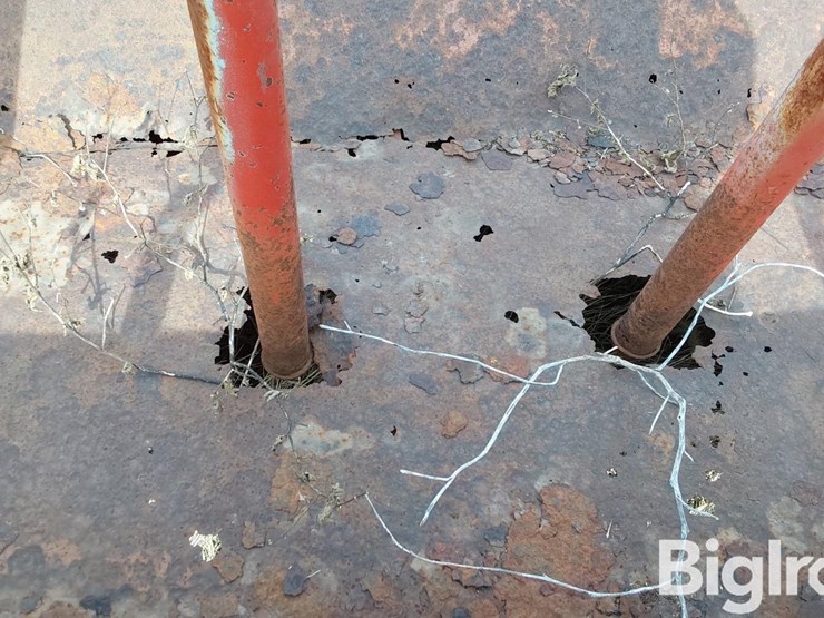 apache-wfw24a2-24'-feeder-wagon-image-14