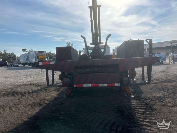 1987-international-3-image-34