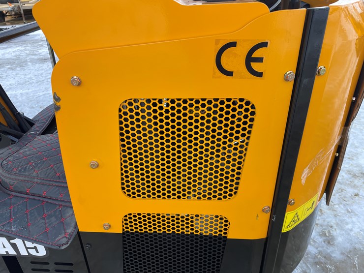 #200-•-miva-va15-mini-excavator-image-23