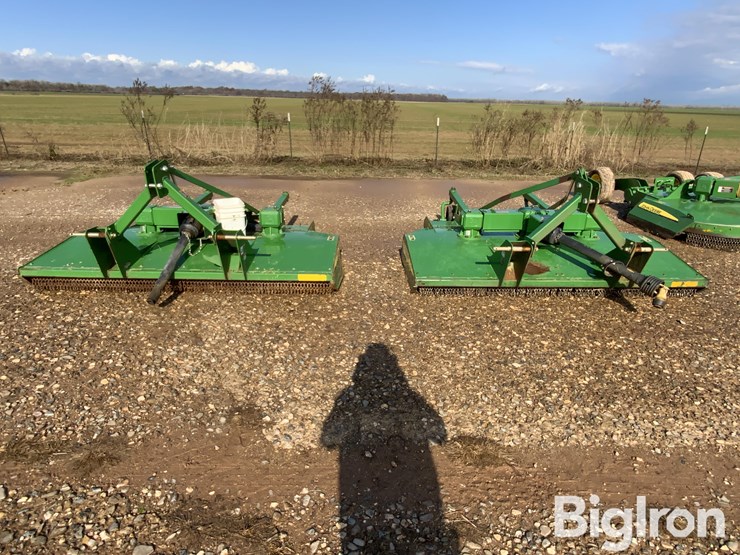 2022-john-deere-mx8-image-2