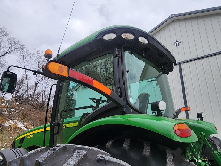 2010-john-deere-8225r-image-9
